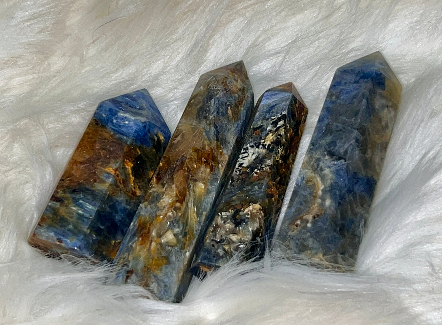 Blue kyanite tower