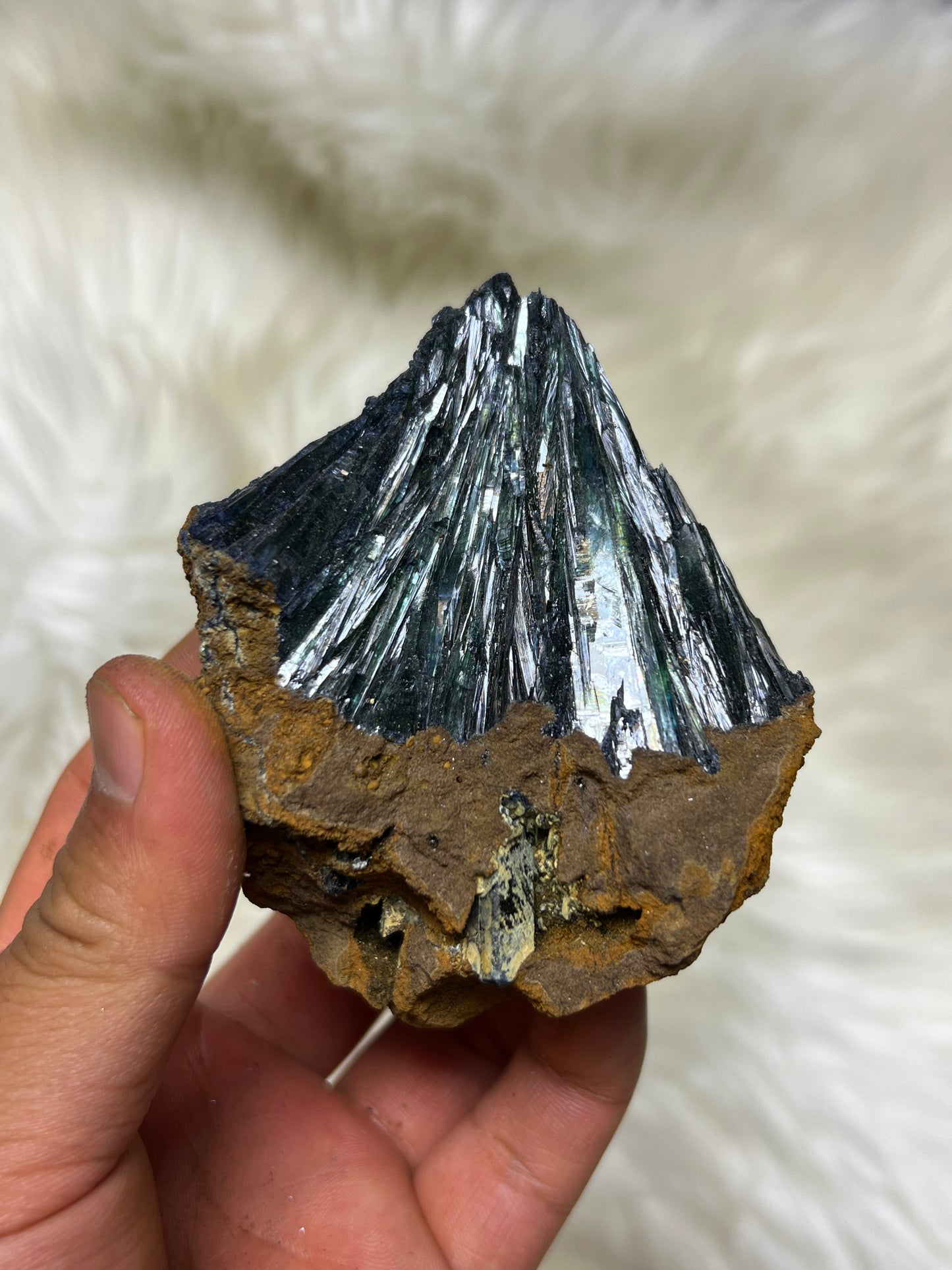 Vivianite specimen